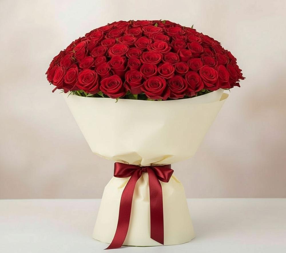 Букет 101 Красная роза Милано в Уральском