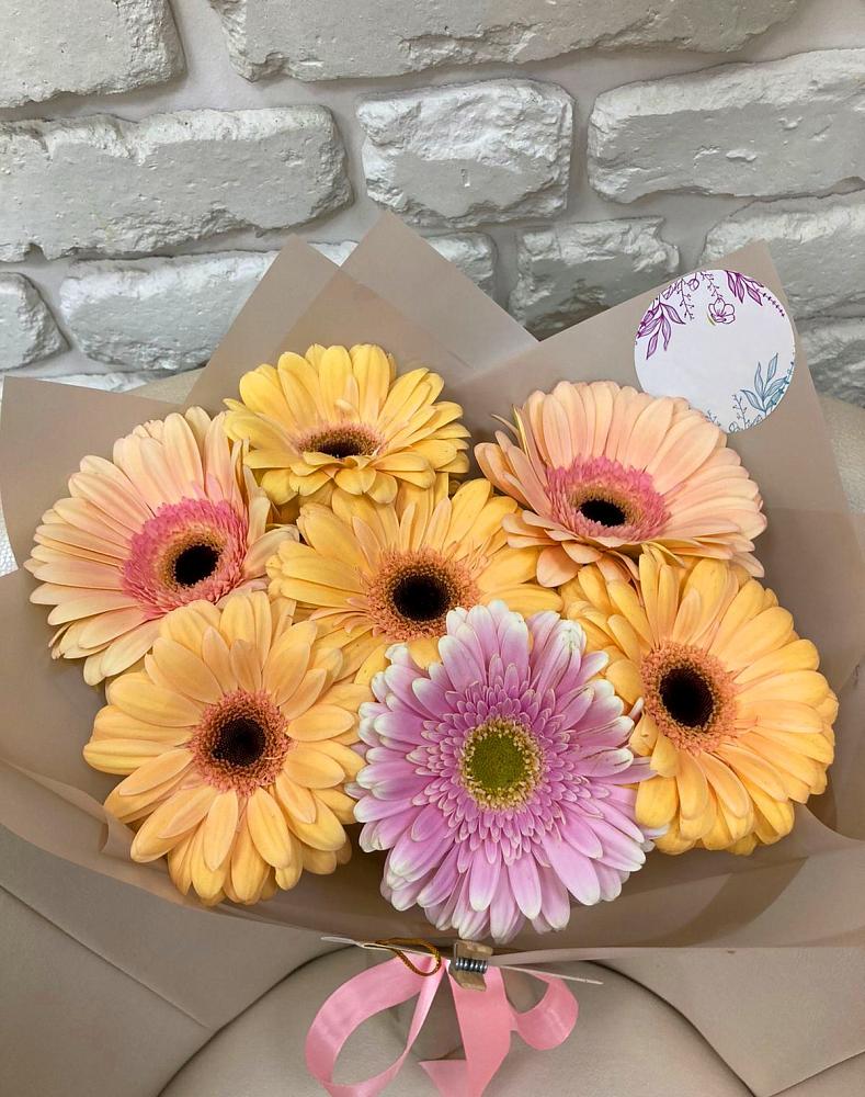 Букет цветов из: Герберы в Уральском