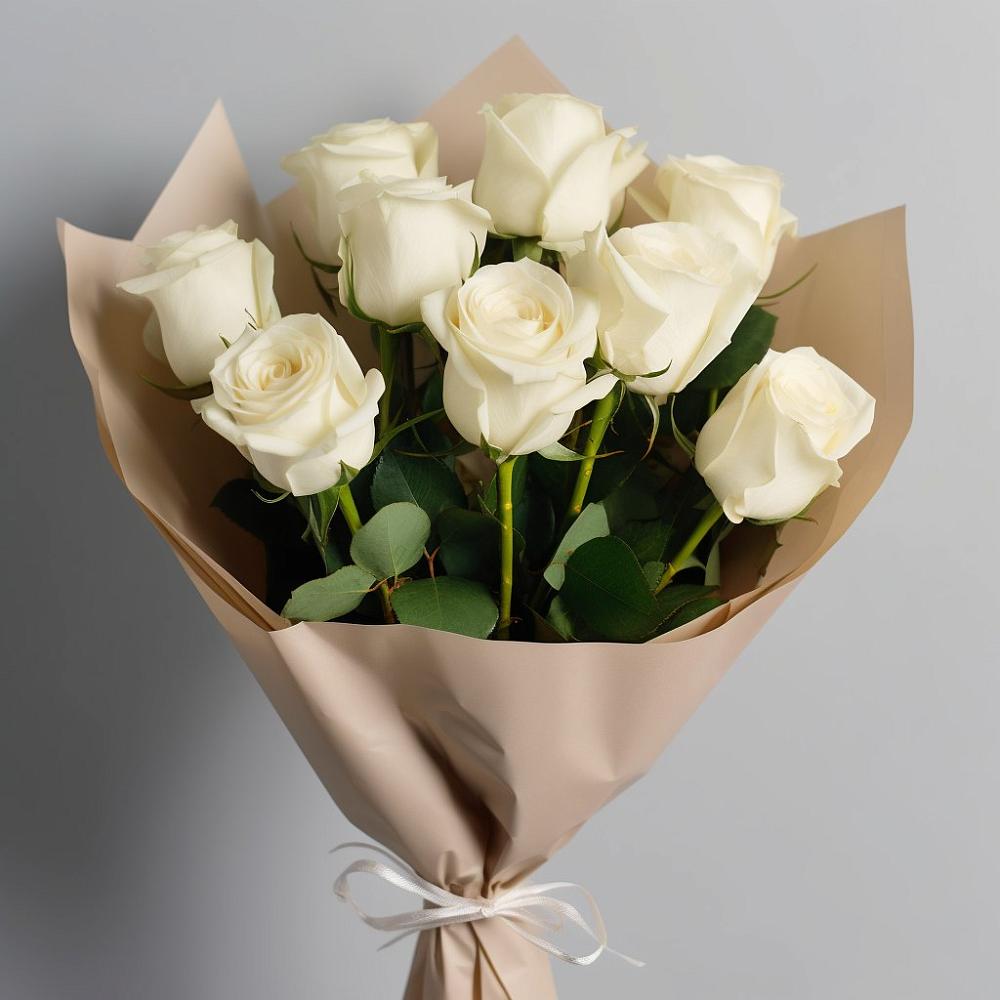 Букет 9 Белых роз Эдлесс Лав в Уральском