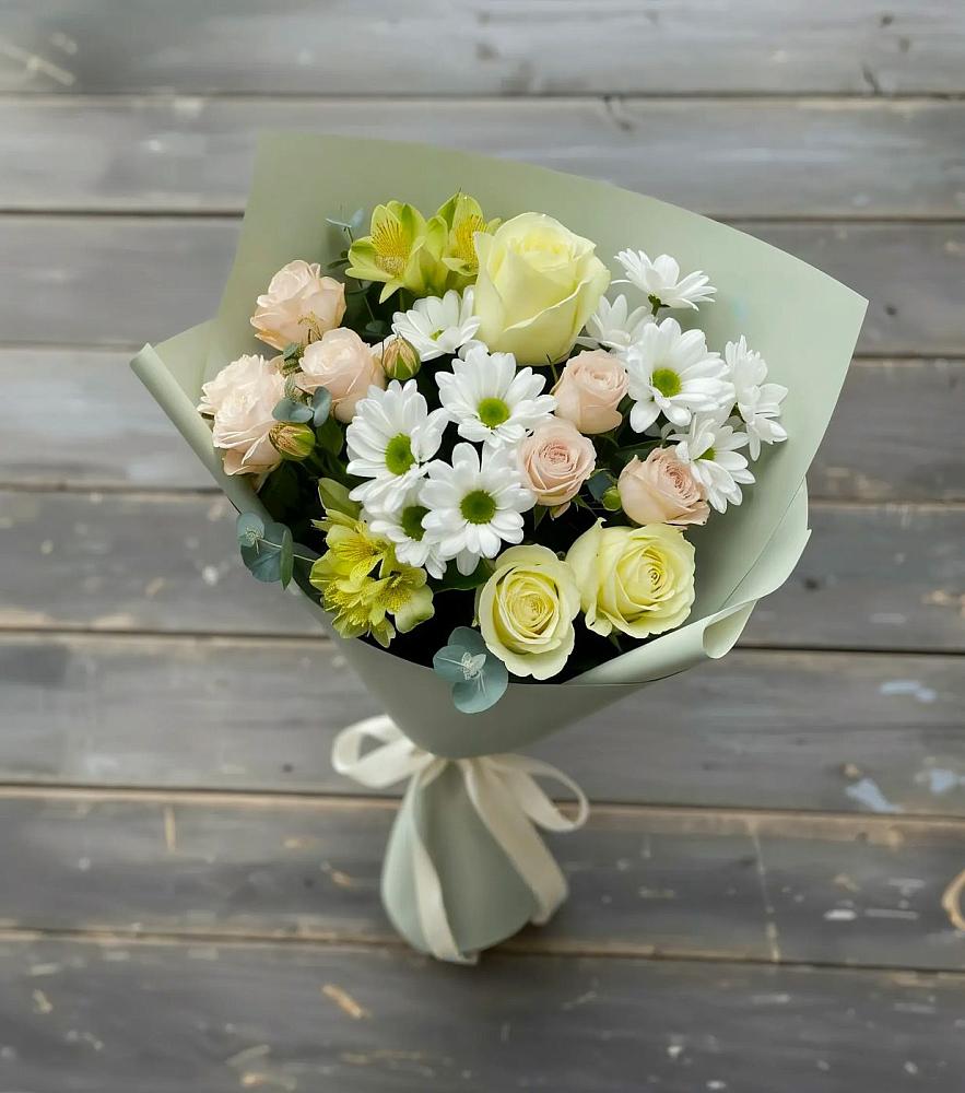 Букет цветов из: Альстромерии, Розы и Хризантемы в Уральском