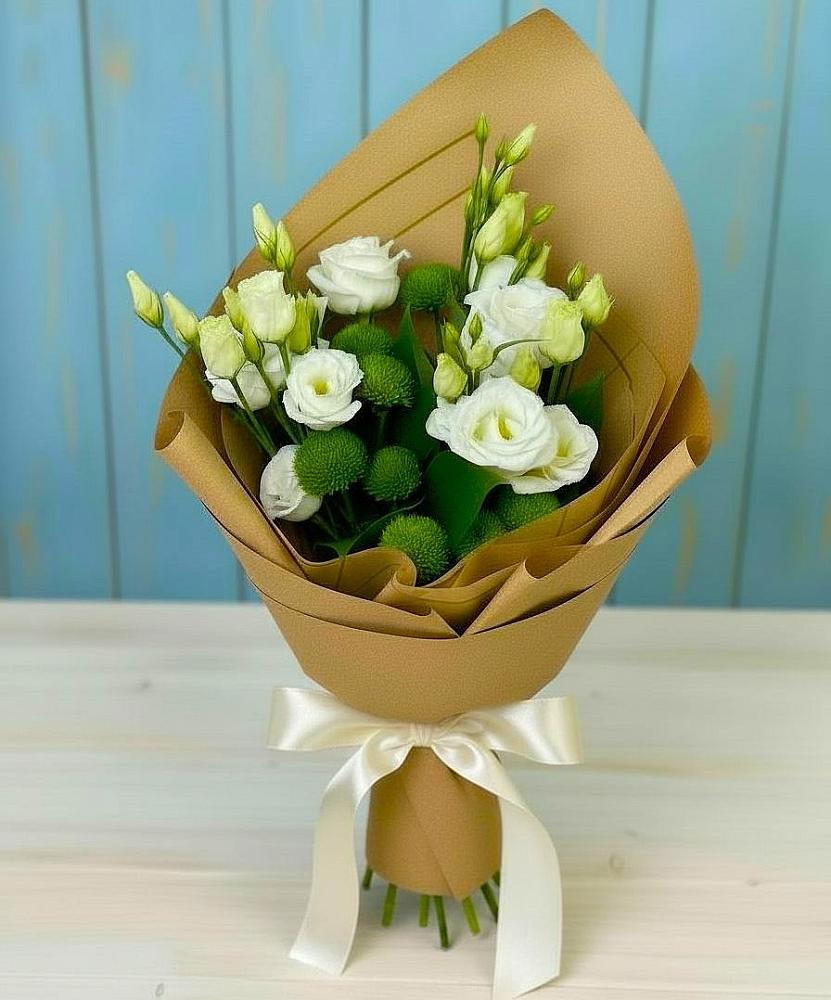 Букет цветов из: Хризантемы и Лизиантусы в Уральском