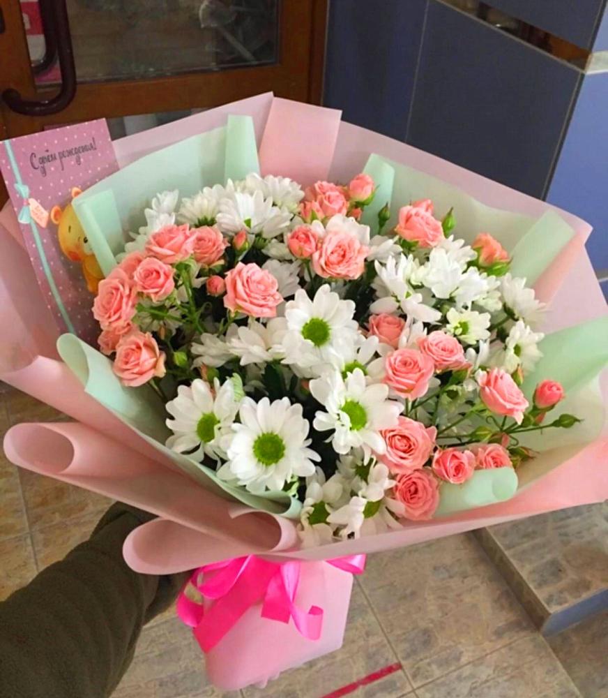 Букет цветов из: Розы и Хризантемы в Уральском