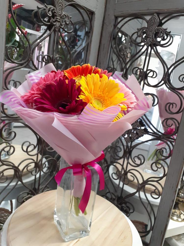 Букет цветов из: Герберы в Уральском