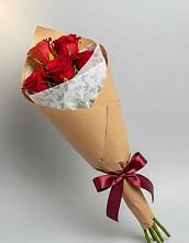 Букет цветов из:  Розы в Уральском