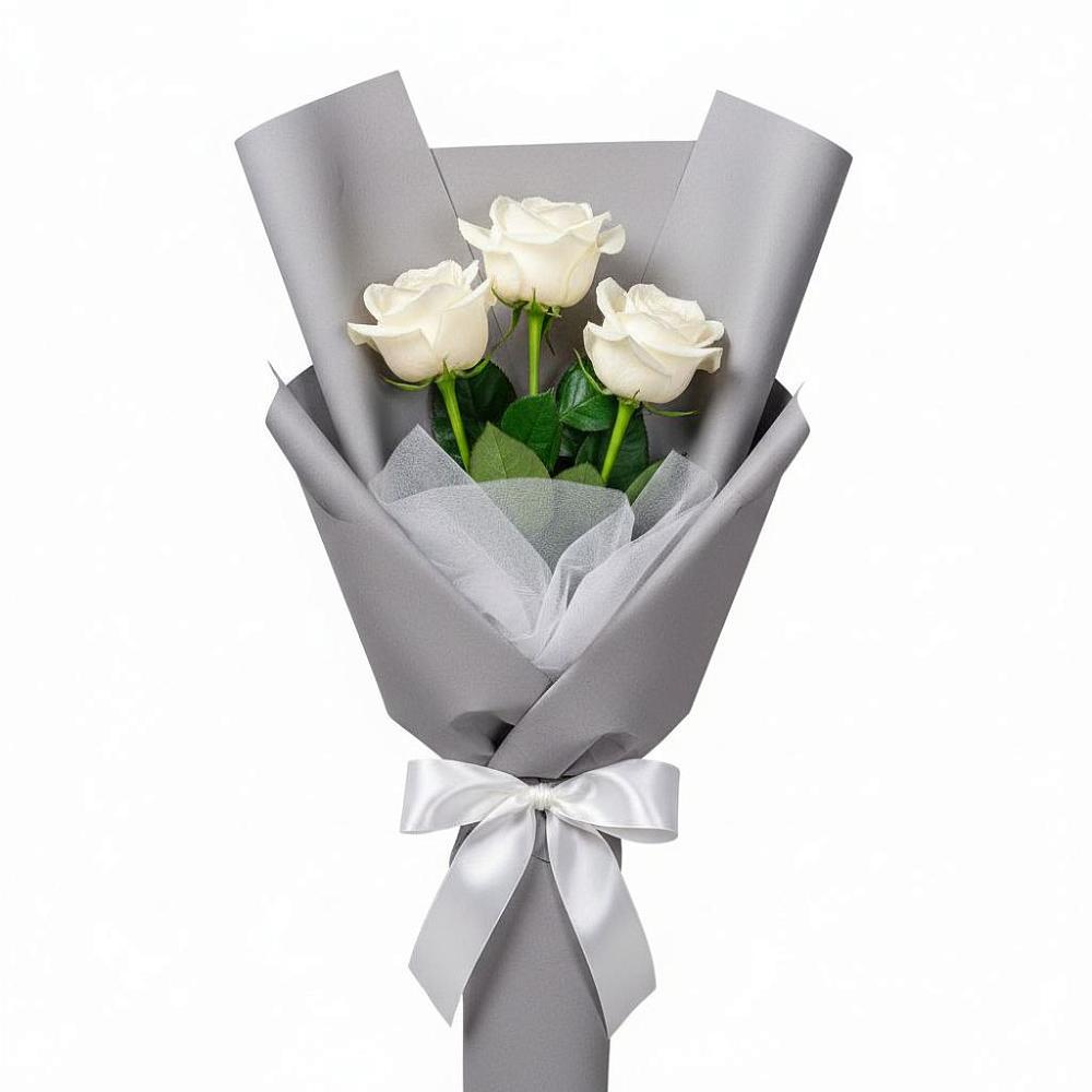 Букет 3 белые розы в Уральском