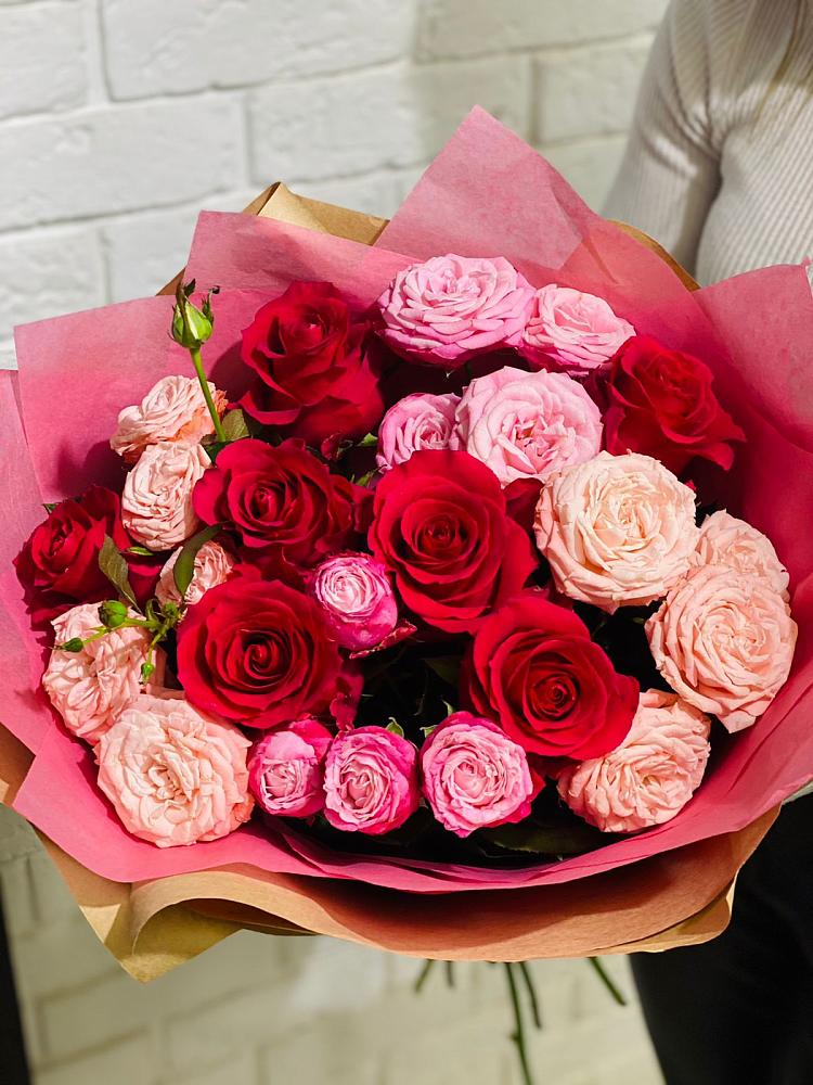 Букет цветов из: Розы в Уральском