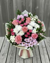 Букет цветов из:  Альстромерии, Гвоздики, Розы и Хризантемы #REPLACE_PRED# Уральском