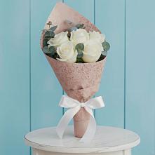 Букет цветов из:  Розы в Уральском