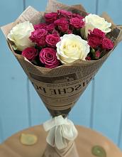 Букет цветов из:  Розы в Уральском