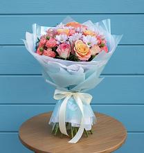 Букет цветов из:  Хризантемы и Розы в Уральском