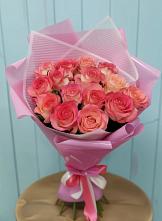 Букет 15 Розовых роз Равель в Уральском
