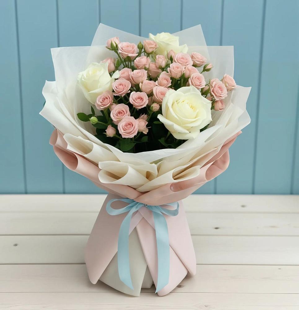 Букет цветов из: Розы в Уральском