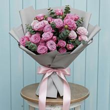 Букет цветов из:  Розы в Уральском